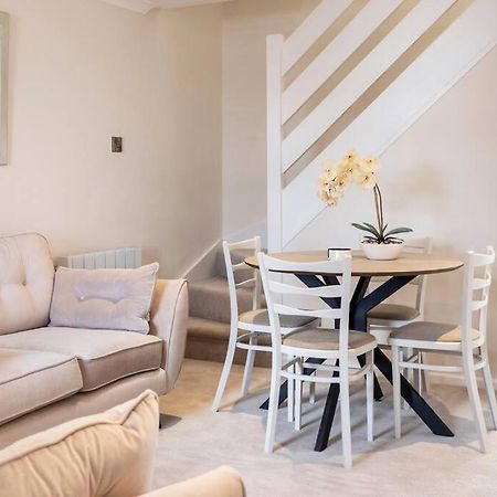 'The Cobbles' - Central, Stylish, Garden, Views Skipton Bagian luar foto
