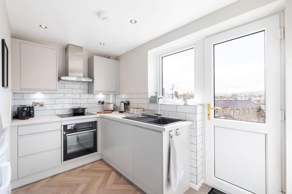 'The Cobbles' - Central, Stylish, Garden, Views Skipton Bagian luar foto
