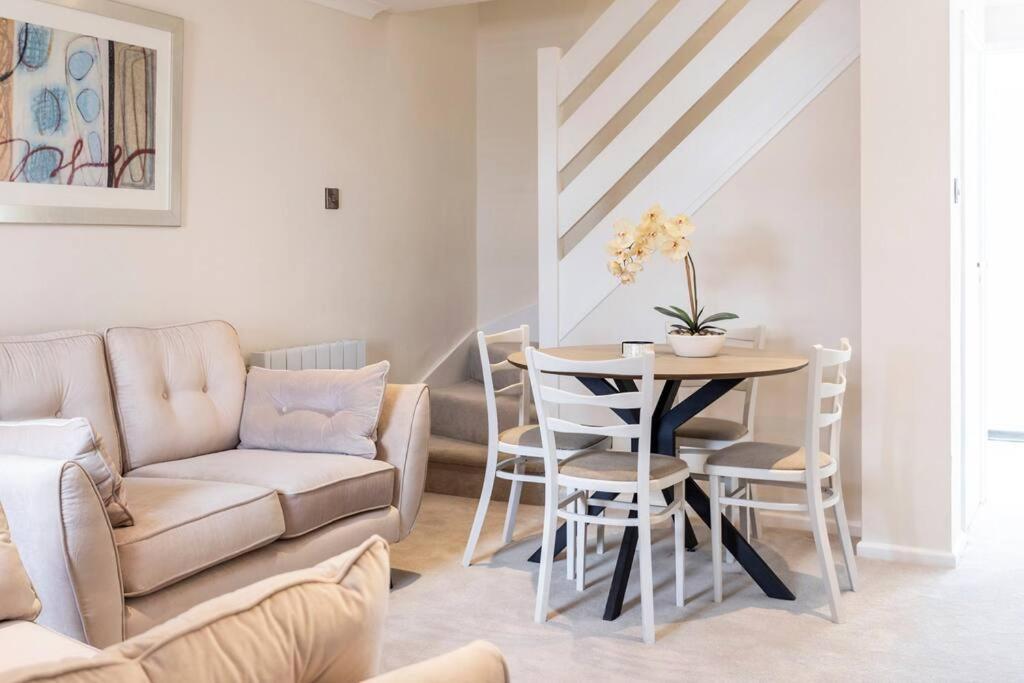 'The Cobbles' - Central, Stylish, Garden, Views Skipton Bagian luar foto