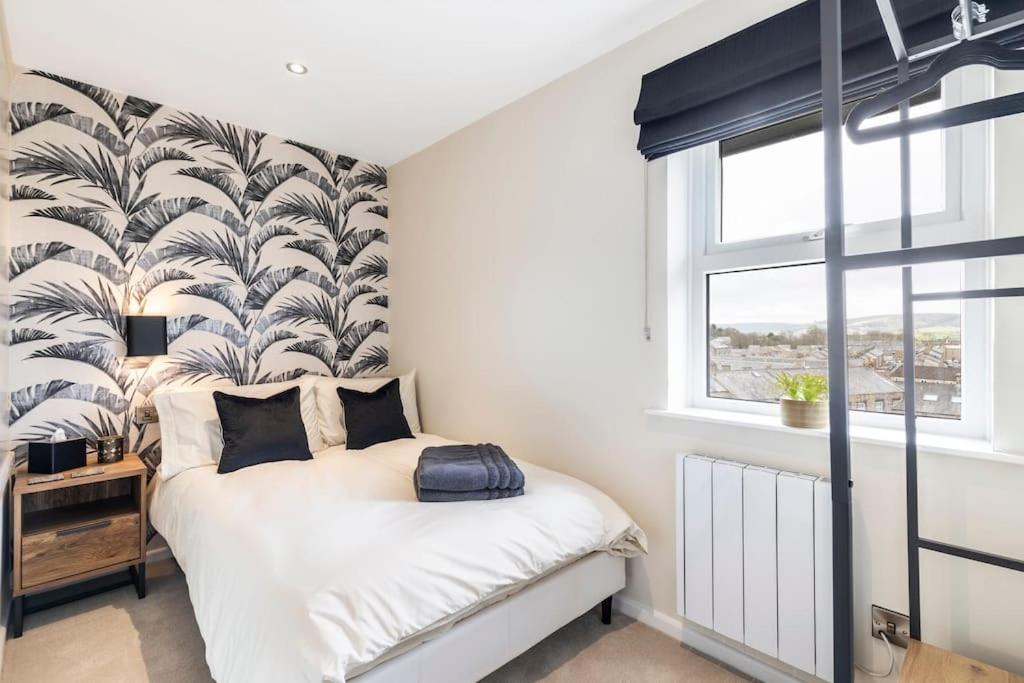 'The Cobbles' - Central, Stylish, Garden, Views Skipton Bagian luar foto
